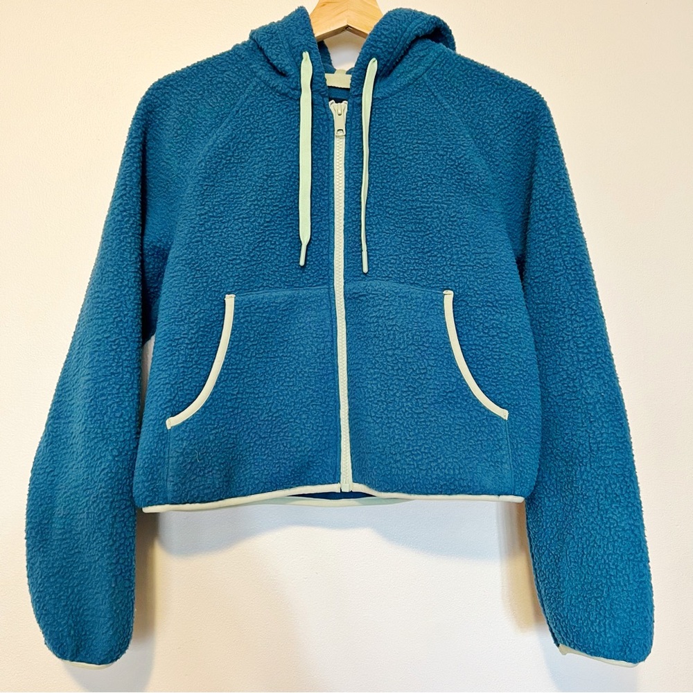 NWT Cropped Fleece Hoodie, Size Small